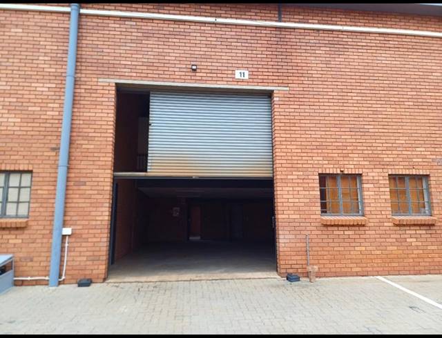 INDUSTRIAL PROPERTY TO RENT IN HENNOPSPARK